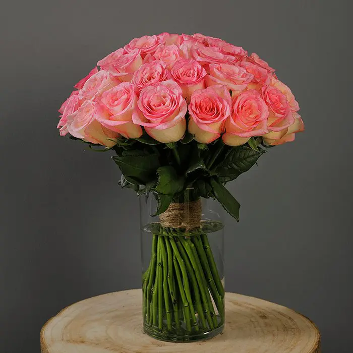 bunch_of_light_pink_roses.png bunch of light pink roses