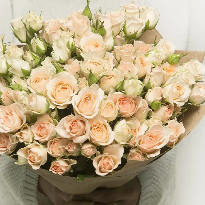 charming_hand_bouquet_1.png Charming Hand Bouquet Flower