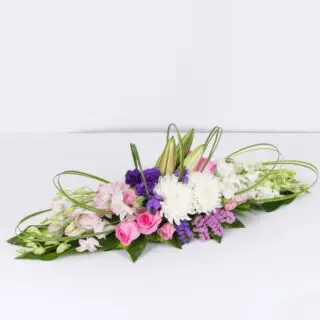 LONG AND LOW ARRANGEMENT - PURPLE THEME