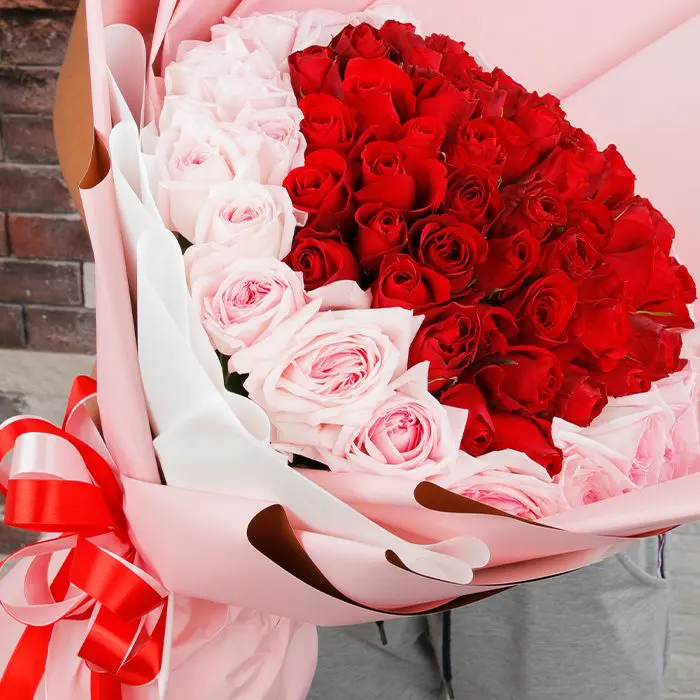 sweet_hand_bouquet_2_1.png sweet hand bouquet 2 1