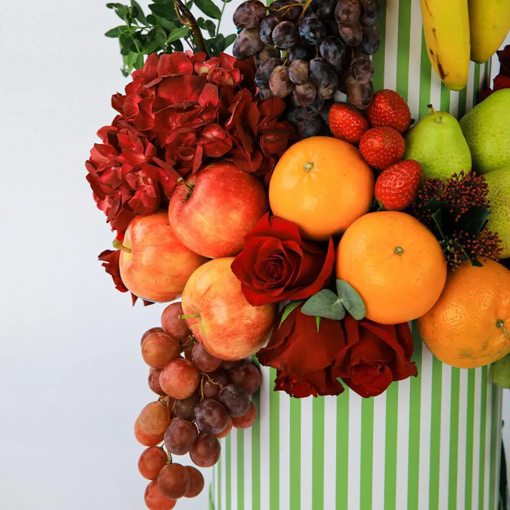 Aspiring Delight (2) Aspiring Delight fruit arrangement in a box.