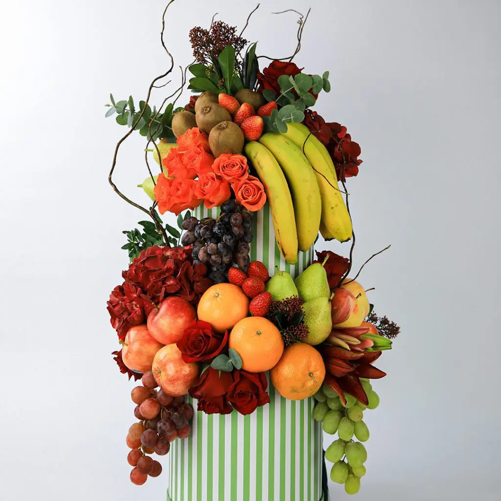 Aspiring Delight (6) Aspiring Delight fruit arrangement in a box.