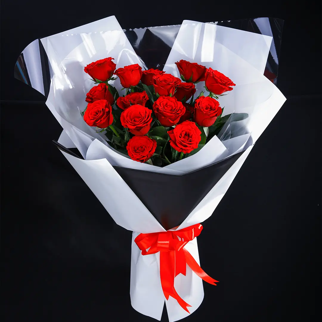 Lovely Red | Online Flower Delivery
