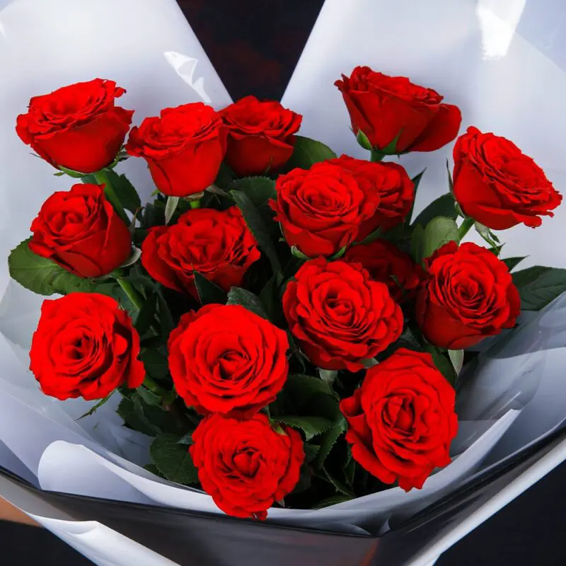 Lovely Red (5) Lovely Red bouquet by Black Tulip Flowers