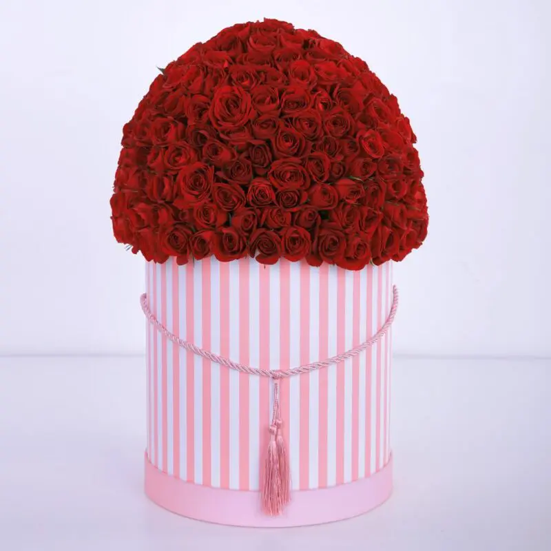 Sparkling Red (1) Sparkling Red flower box by Black Tulip Flowers
