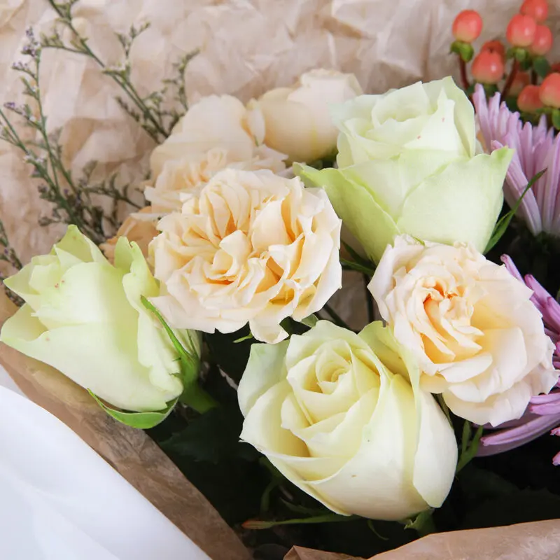The Amor Bouquet 3
