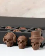 Assorted Stylish Milk chocolate Skulls 1 NJD_HAL23_28.2