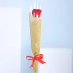 8pcs Solo Red Rose Bouquet 1 01