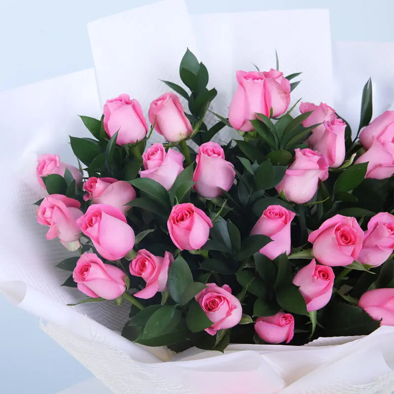 04 - Pretty Pink Rose Bouquet 04 83