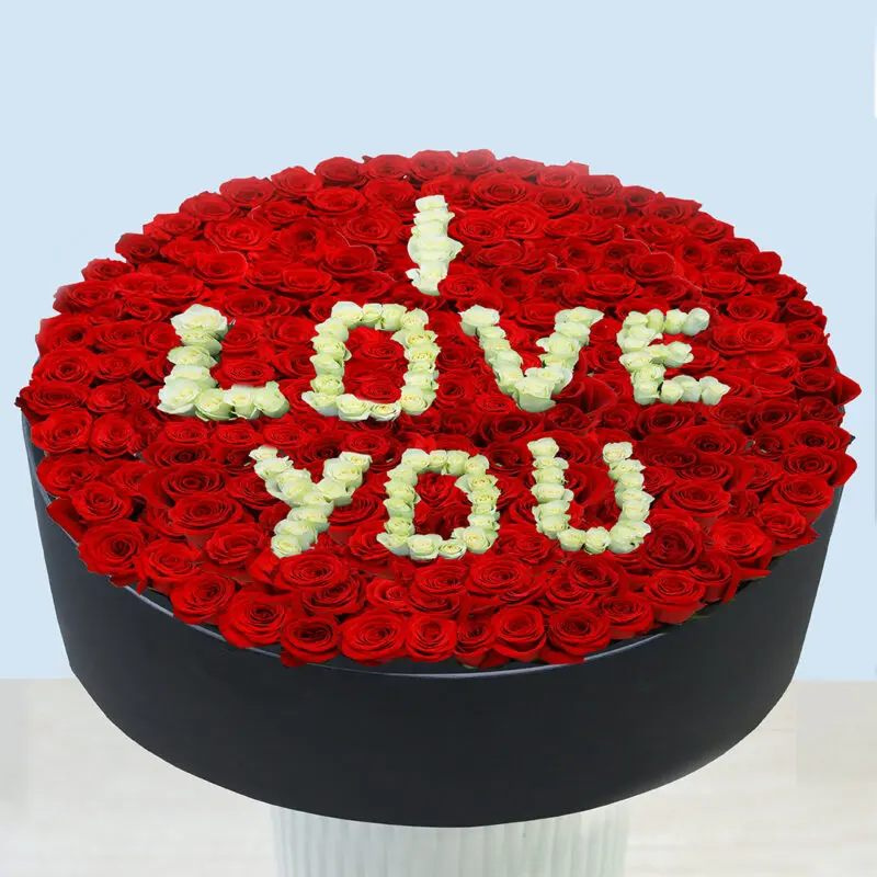 ILoveYou-Large-BlackBox I love you Propose large Box of flowers delivery arround uae
