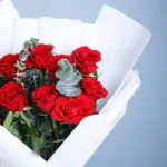 Bouquet of 12 Red Roses 4 03