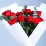 Bouquet of 12 Red Roses 3 04