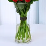 Red Spray Rose in Vase (20 stems) 2 5