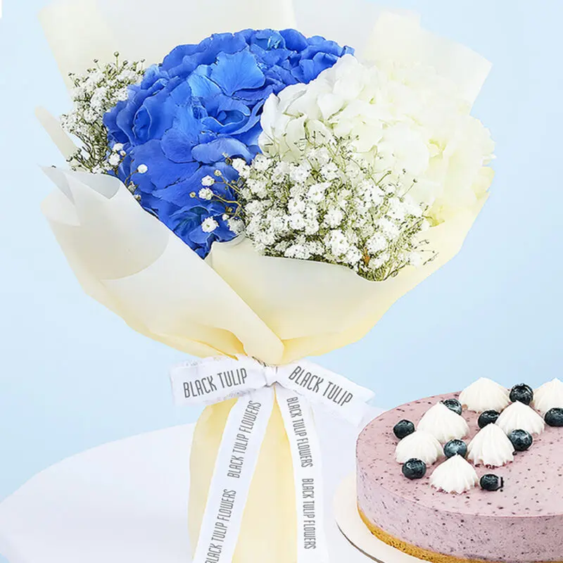 white-blue-hydrangea-bouquet-cake-02 white blue hydrangea bouquet cake 02