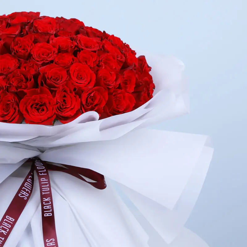 101-red-roses-side 101 red roses side