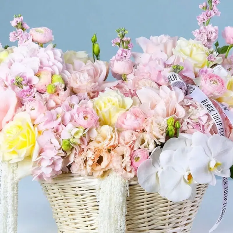 luxury-pastel-rose-hydrangea-basket-25_04 luxury pastel rose hydrangea basket 25 04