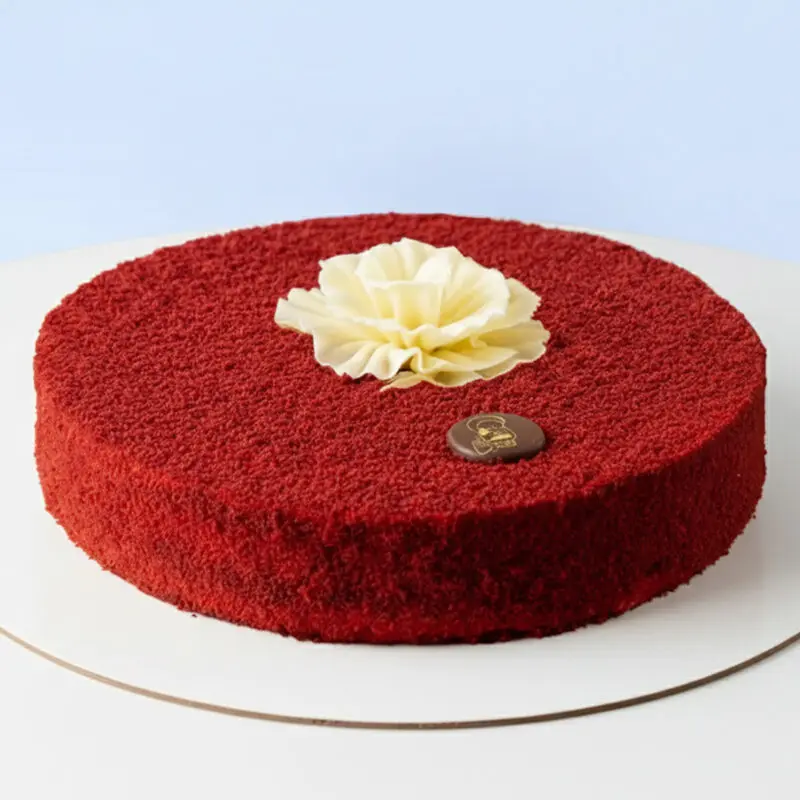 red-velvet-cake Red Velvet Cake 1 Kg by Mister Baker with cream cheese frosting and red crumb texture