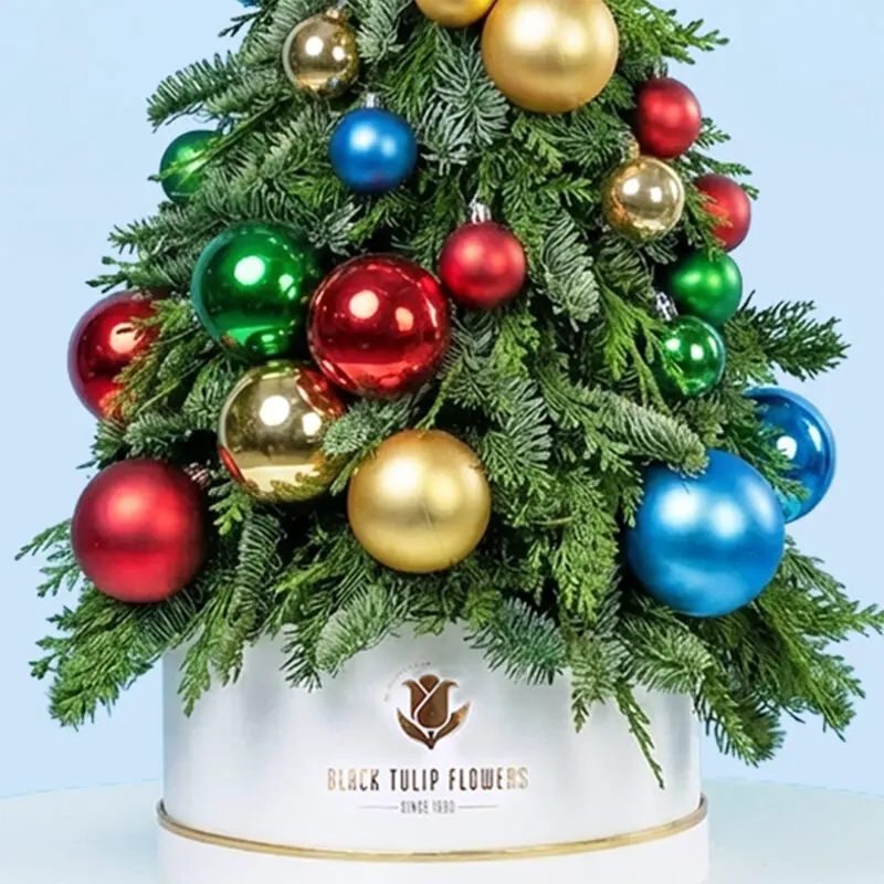 festive-tabletop-christmas-tree_03 festive tabletop christmas tree 03