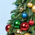 Festive Tabletop Christmas Tree 5 festive-tabletop-christmas-tree_05