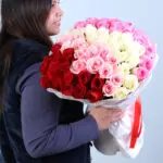ombre-red-pink-white-roses-bouquet