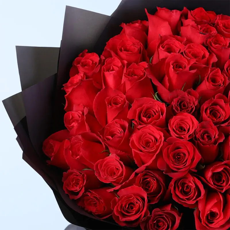 premium red roses bouquet black wrap 03 1