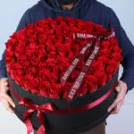 Grand Romance – 100 Red Roses 1 100-red-roses-valentine-grand-box