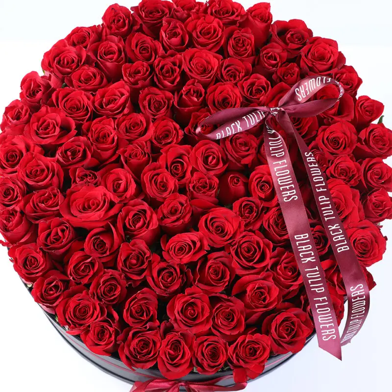 100-red-roses-valentine-grand-box_03 100 red roses valentine grand box 03