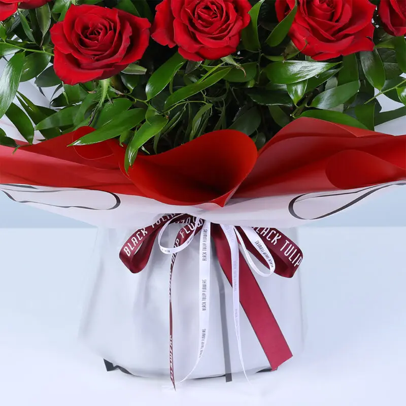25-red-roses-clear-wrap_05 25 red roses clear wrap 05