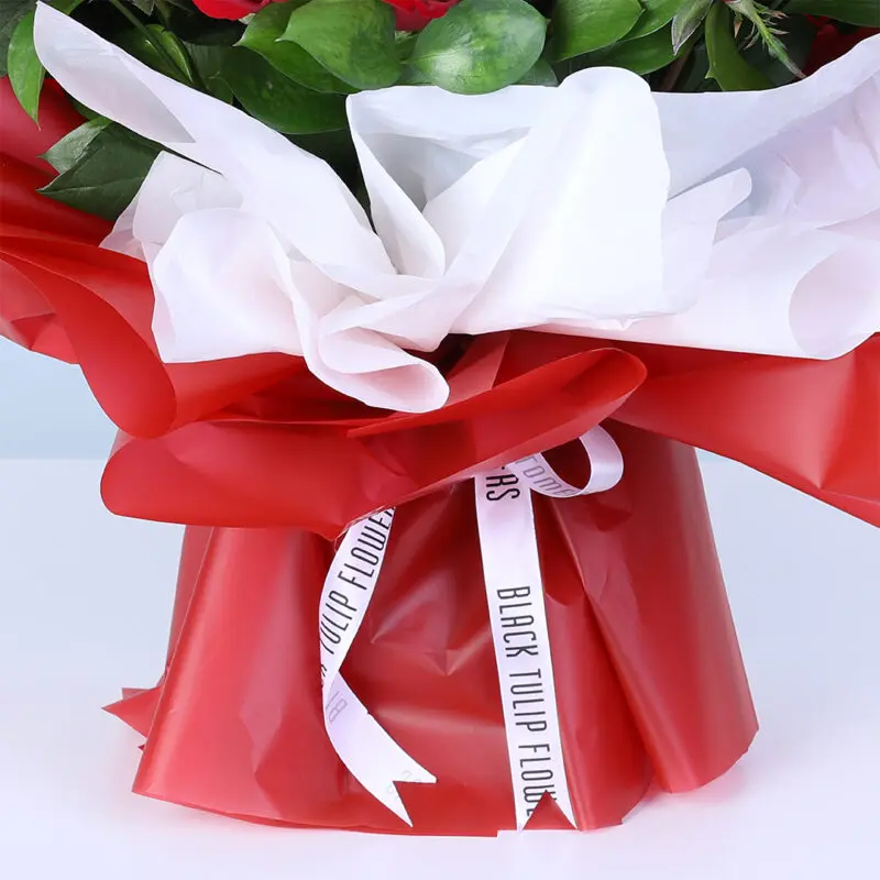25 red roses red wrap 05