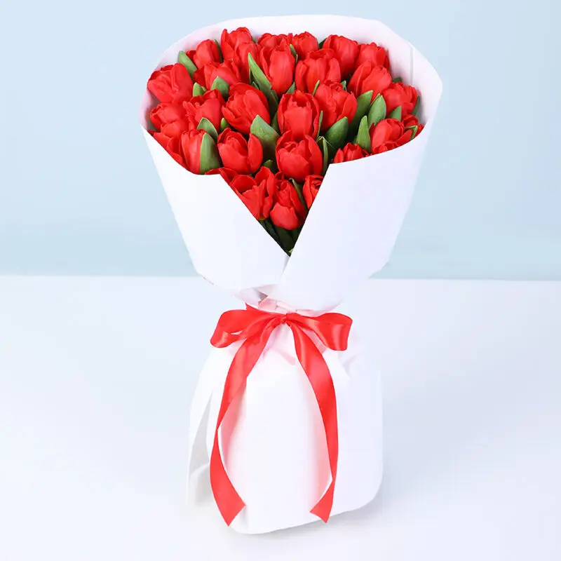 30-red-tulips-valentines-day-bouquet_02 30 red tulips valentines day bouquet 02