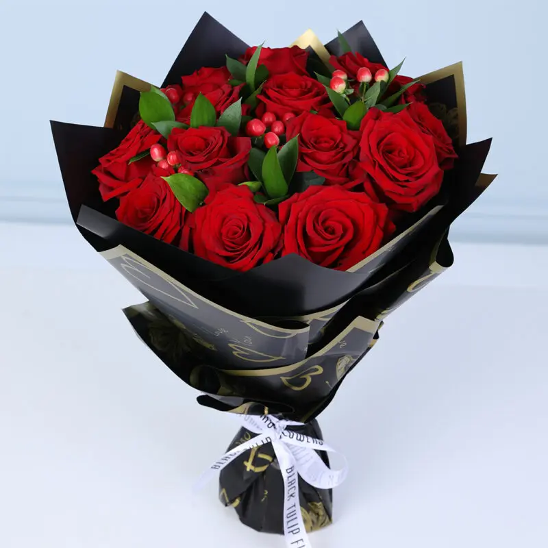 classic-red-flowers-bouquet_03 classic red flowers bouquet 03