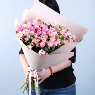 Peony-style light pink rose bouquet made with Bombastic roses.