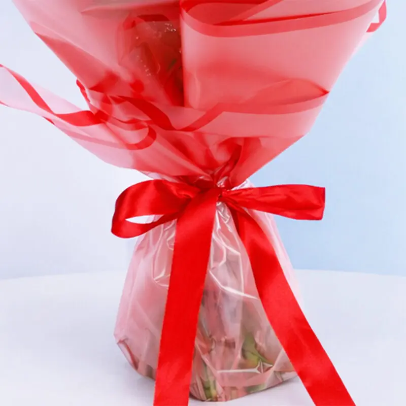 red rose eucalyptus hypericum bouquet 04
