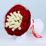 Tale of Two Hearts in Roses 2 red-white-rose-bouquet_02