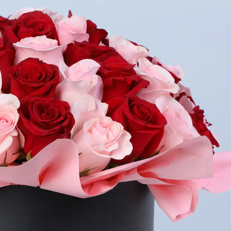 valentine-30-red-pink-roses-hat-box_04 valentine 30 red pink roses hat box 04