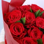 love-note-10-red-roses-bouquet_04