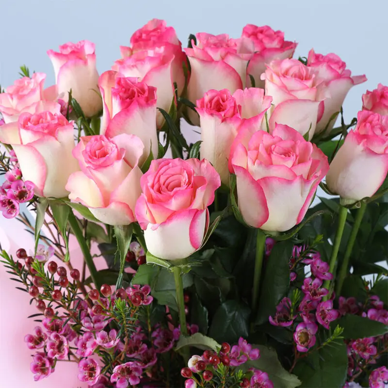 pink roses luxury floral box 03