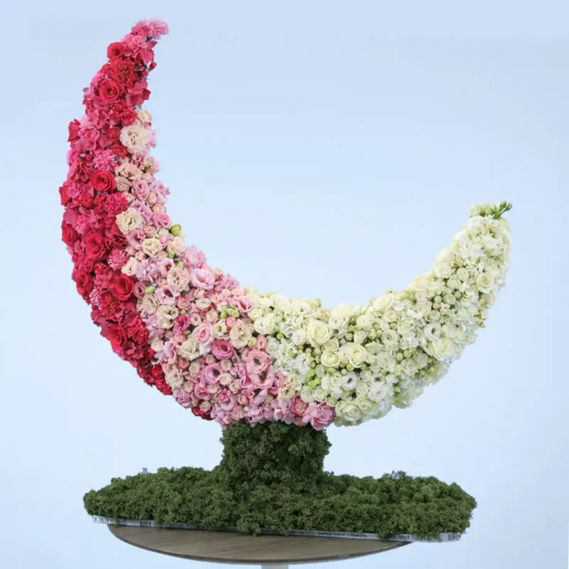 pink-white-rose-crescent-floral-arrangement_02 pink white rose crescent floral arrangement 02