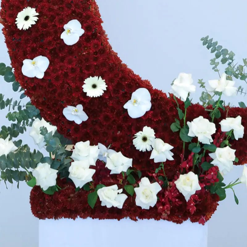 red-white-crescent-arrangement_04 red white crescent arrangement 04