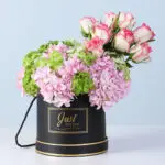chic-floral-arrangement-luxury-box