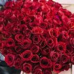 100_red_roses_medley_bouquet_2_.jpg