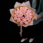 30_pink_rose_bouquet.jpg