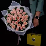 30_pink_rose_bouquet_with_patchi_3_