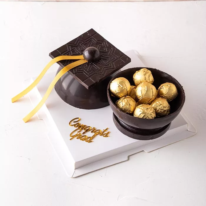 3d chocolate graduation hat by njd 1 1 jpg