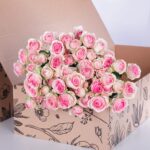 Spray Roses Dinara with vase (2)