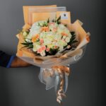 admirable_handbouquet_of_mix_flowers_1.png