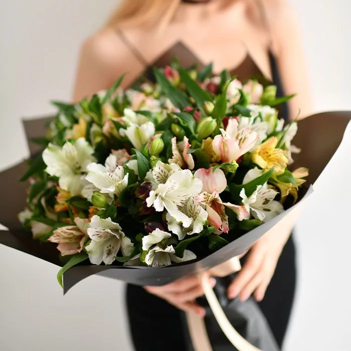 alstroemeria bouquet jpg