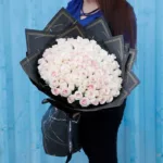 delightful_light_pink_rose_bouquet_1_.jpg