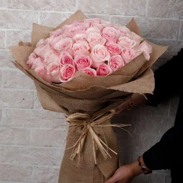 fascinating pink rose bouquet 1 jpg