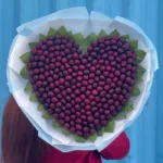 fresh_berry_in_white_wrap.jpg
